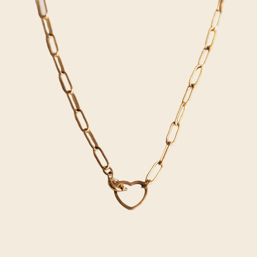 D-Chain Necklace with Heart Closure - Gold