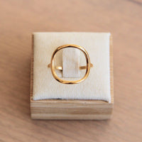 Gold open round ring